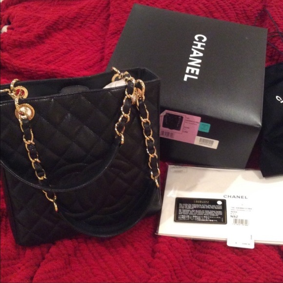 🚫SOLD🚫CHANEL AUTHENTIC Shopping Bag-Caviar Black - Picture 2 of 7